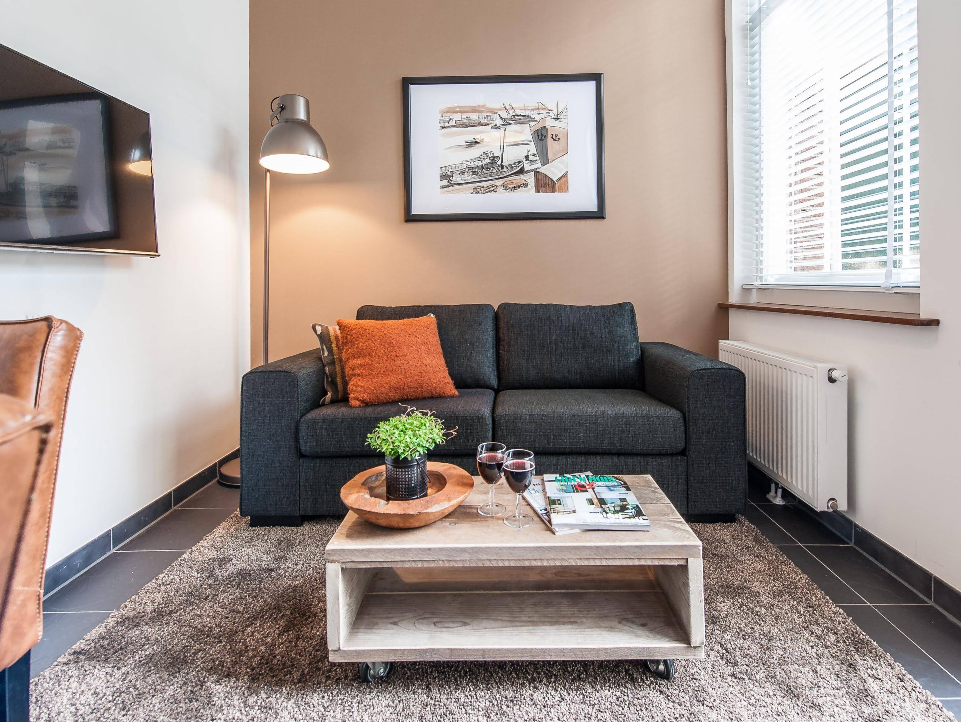Plantage Garden Apartments