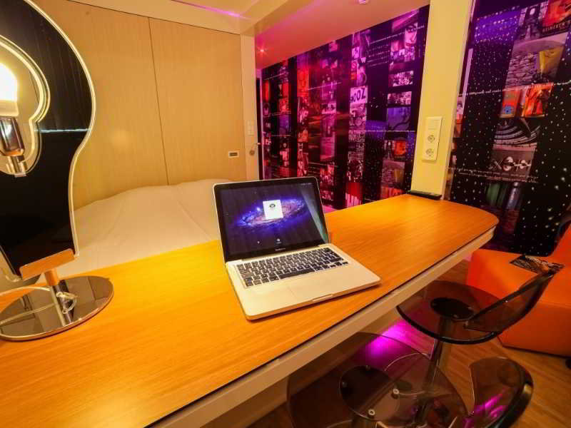 Qbic Amsterdam WTC