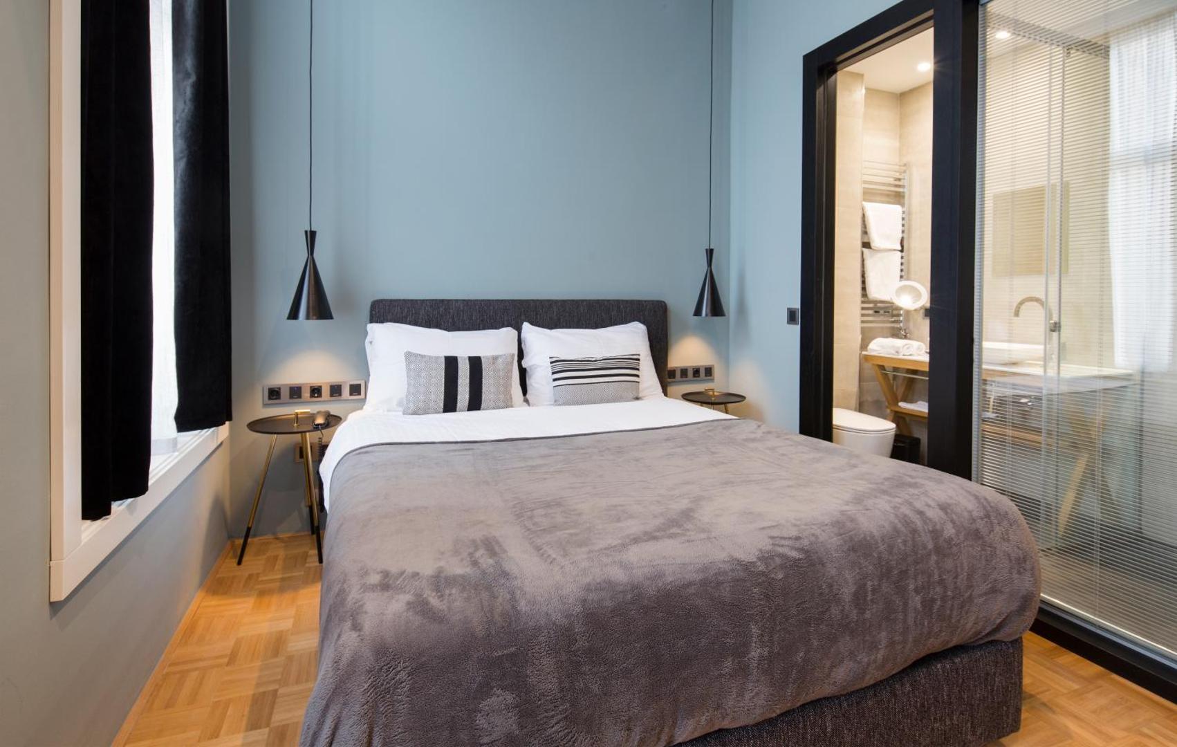 Quentin Zoo hotel