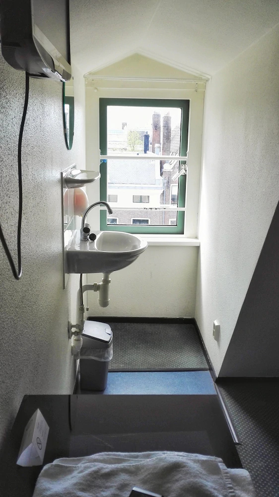 Rembrandt Square Hotel