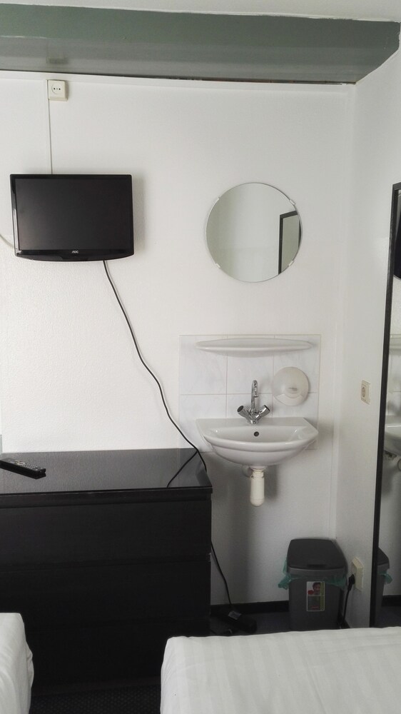 Rembrandt Square Hotel