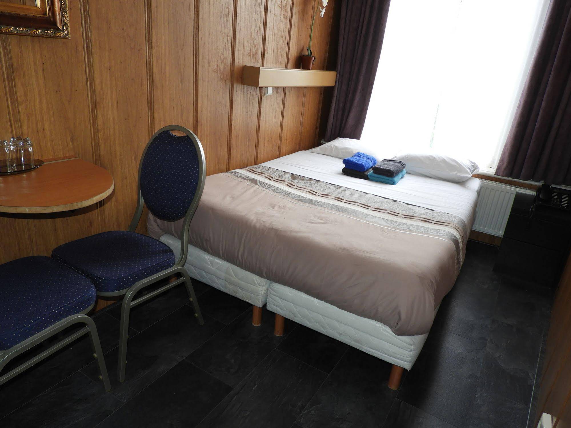 Sharm Hotel Amsterdam