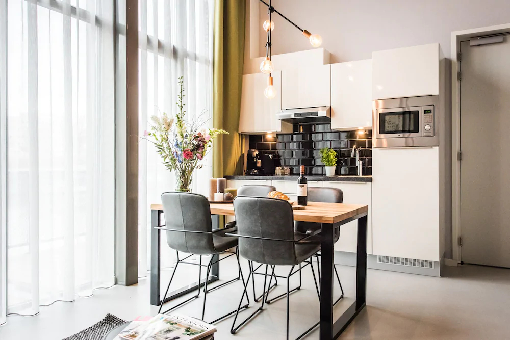 YAYS Amsterdam East by Numa