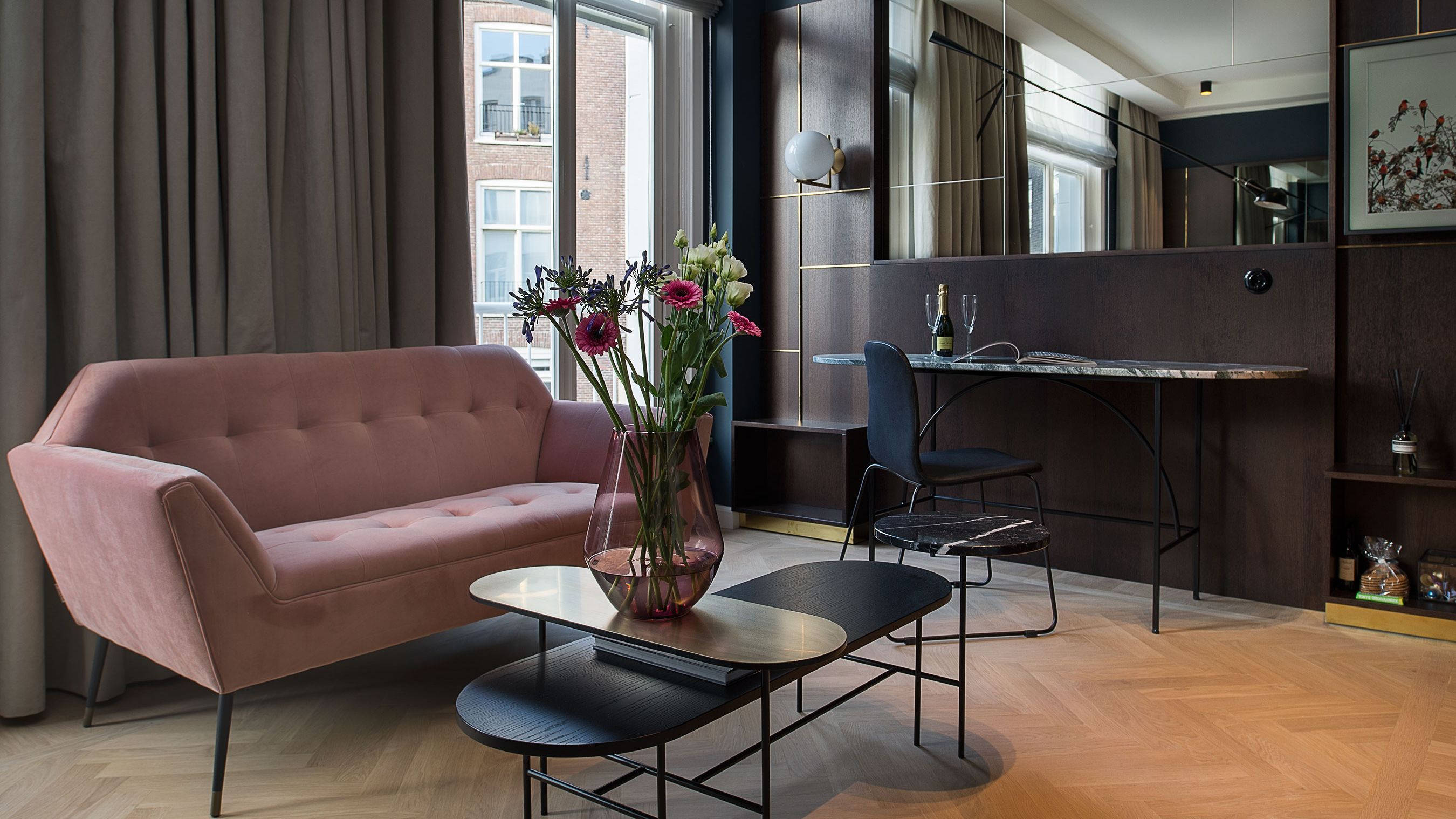 Spinoza Suites