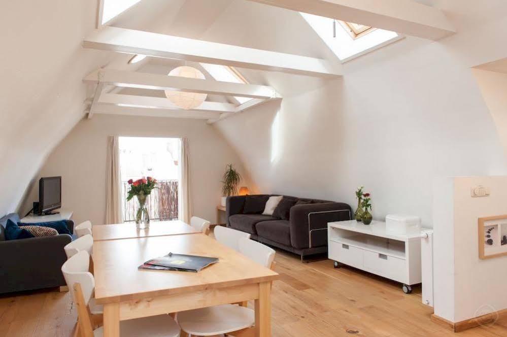 Urban Apartments Gerard Dou
