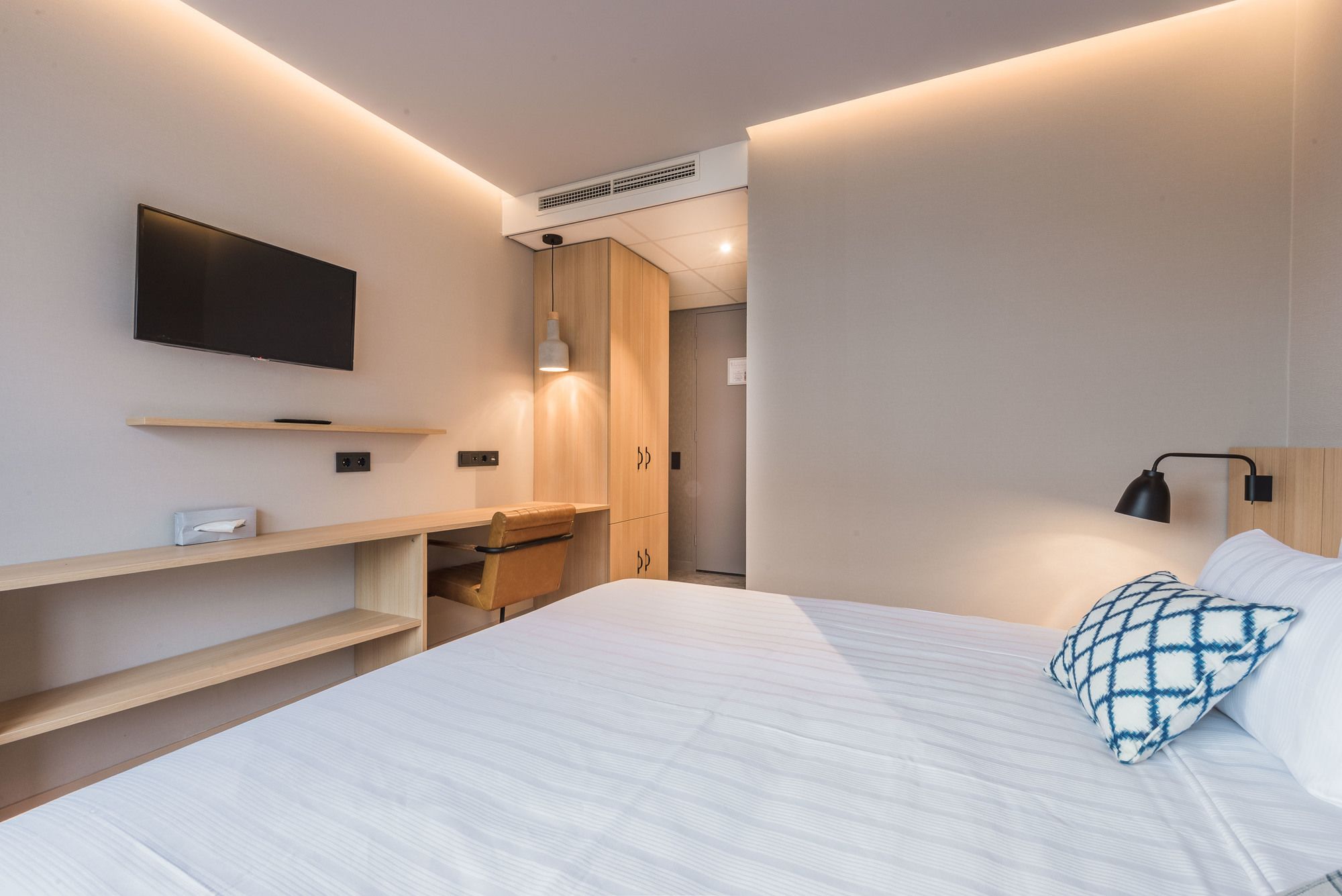 Urban Lodge Hotel
