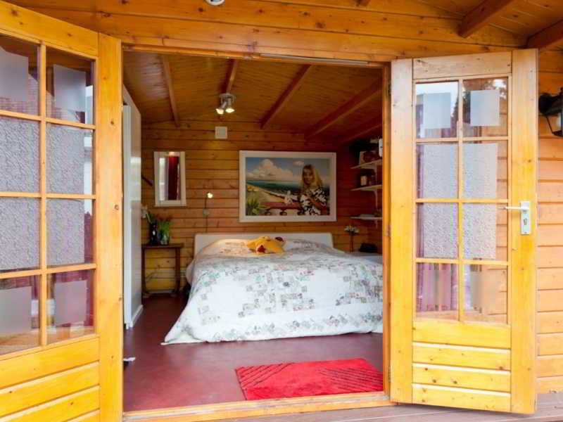 Xaviera Hollanders ''Happy House Bed & Breakfast''