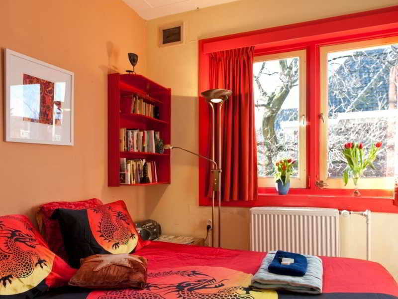 Xaviera Hollanders ''Happy House Bed & Breakfast''