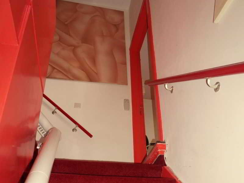 Xaviera Hollanders ''Happy House Bed & Breakfast''
