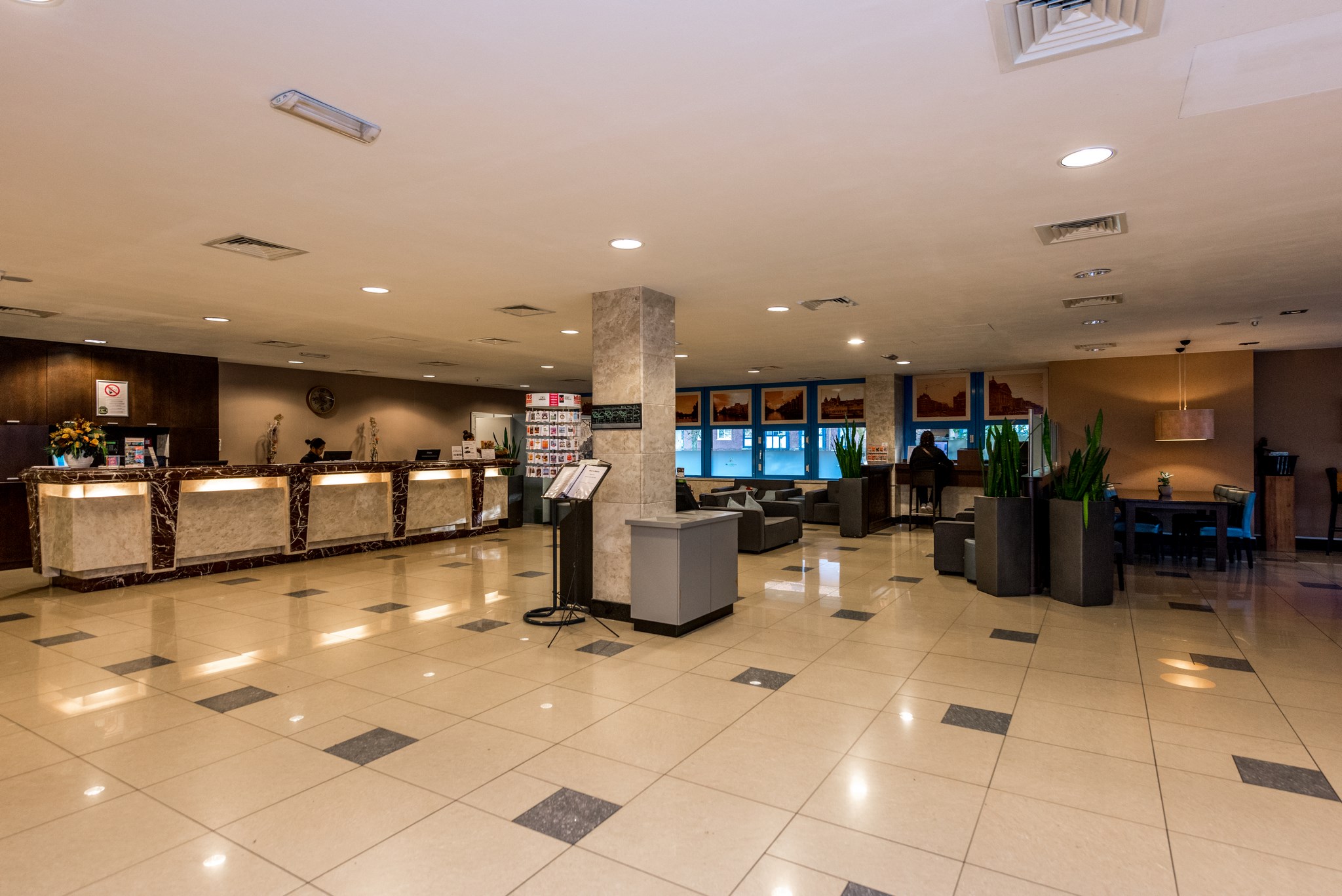 XO Hotels Blue Square