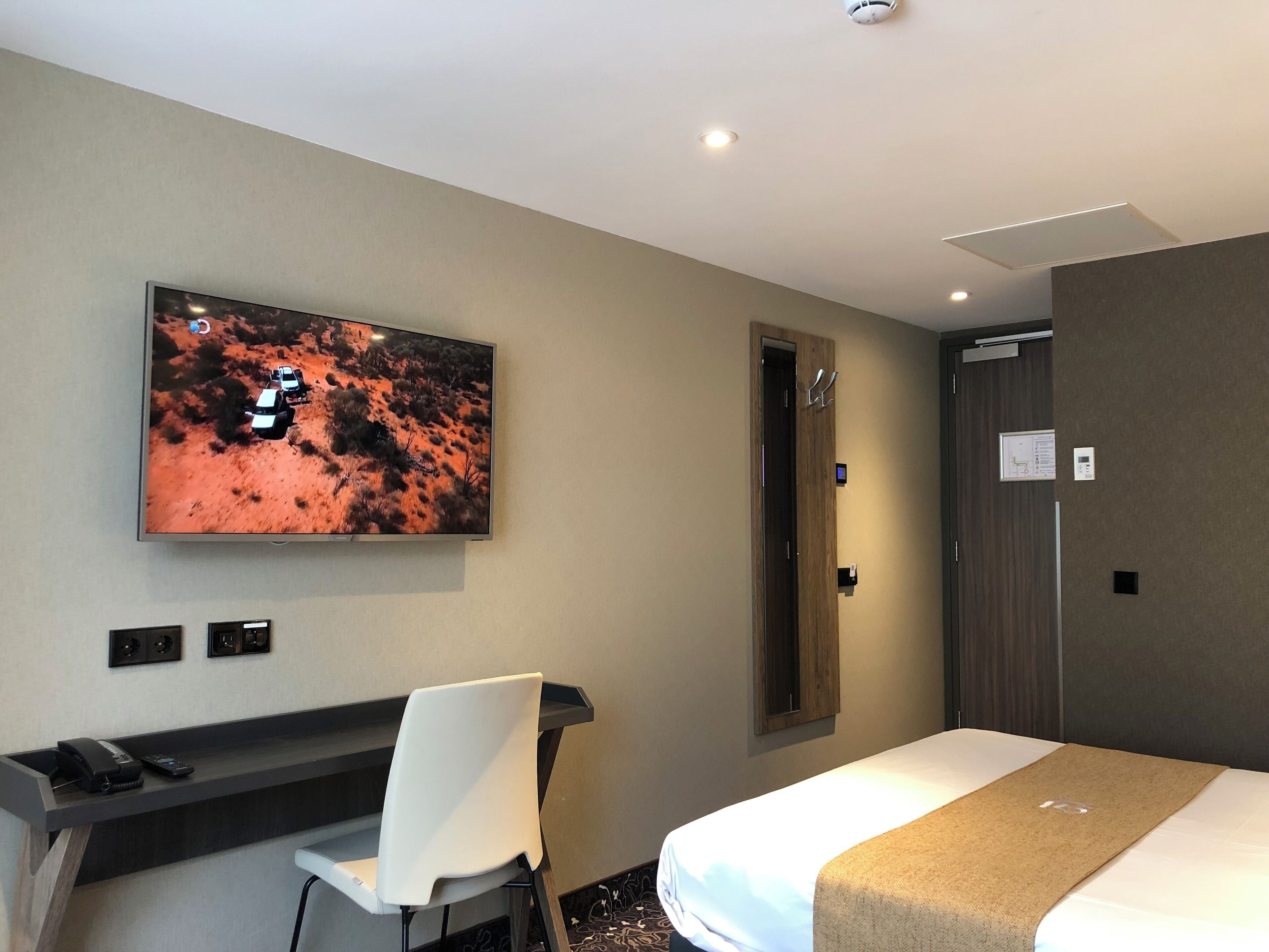XO Hotels Infinity