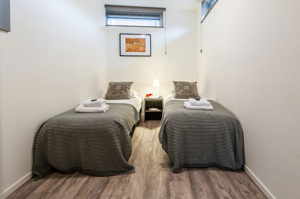 YAYS Amsterdam Prince Island by Numa