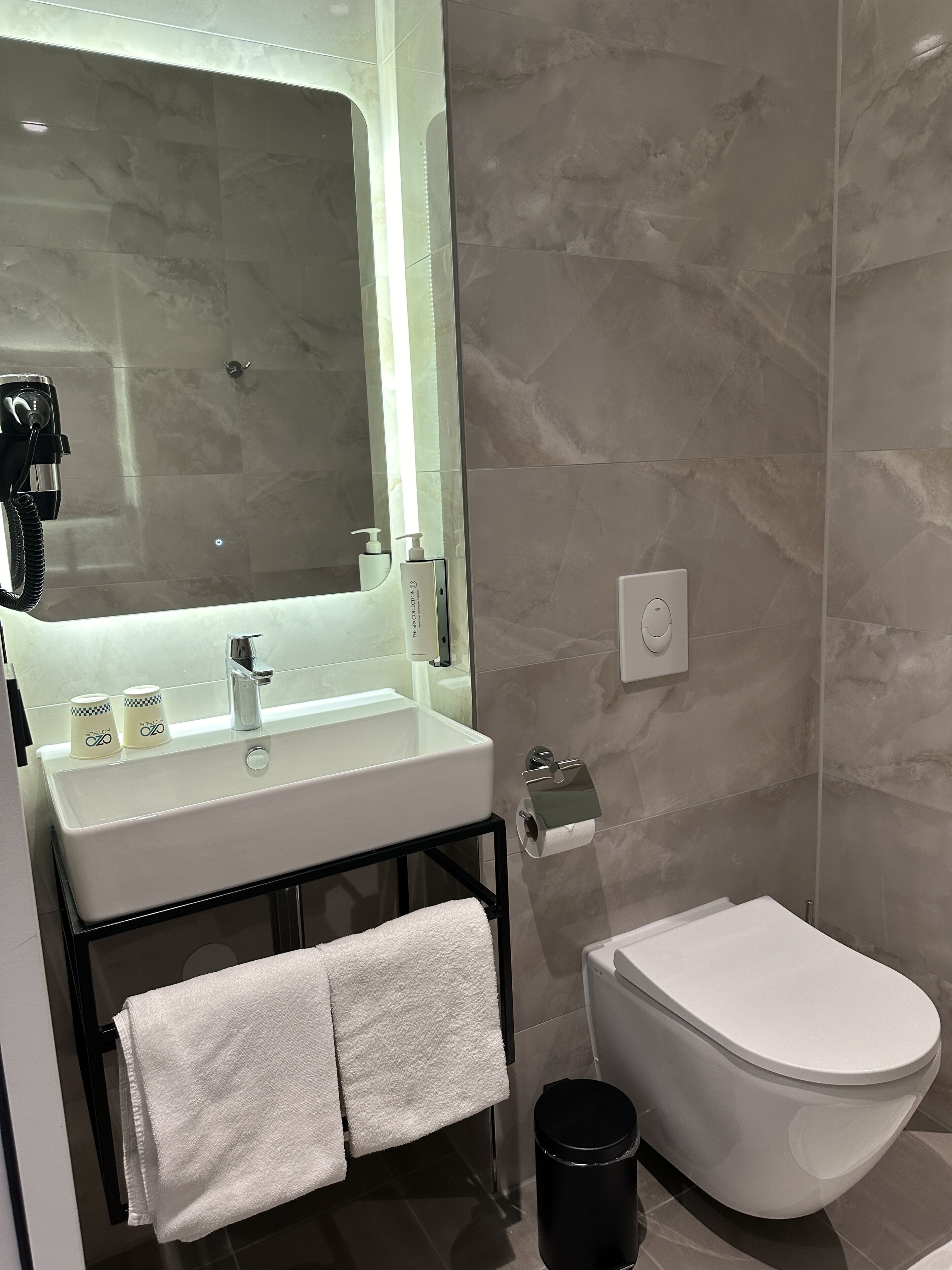 OZO Hotels Antares Airport