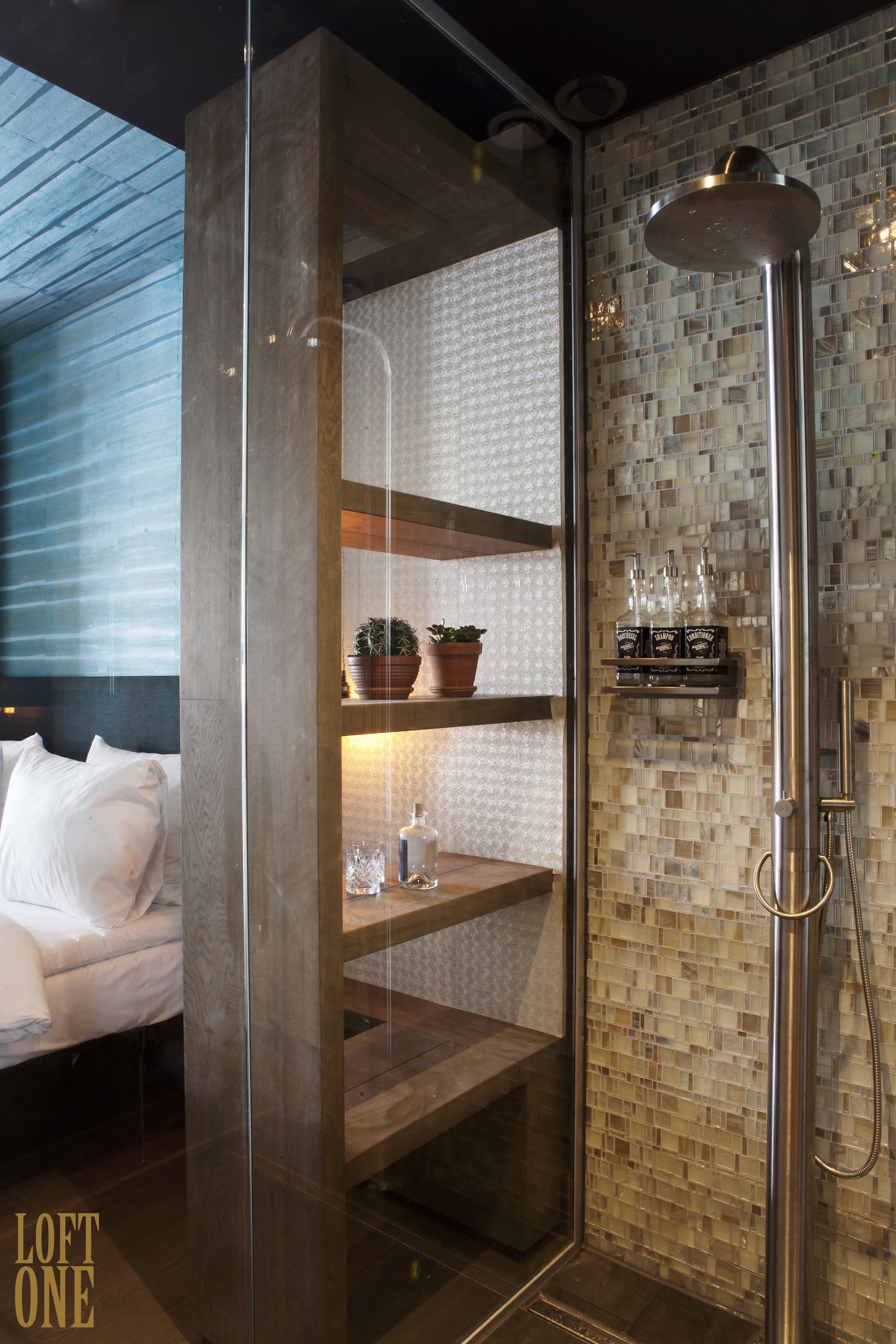 Manzo Suites