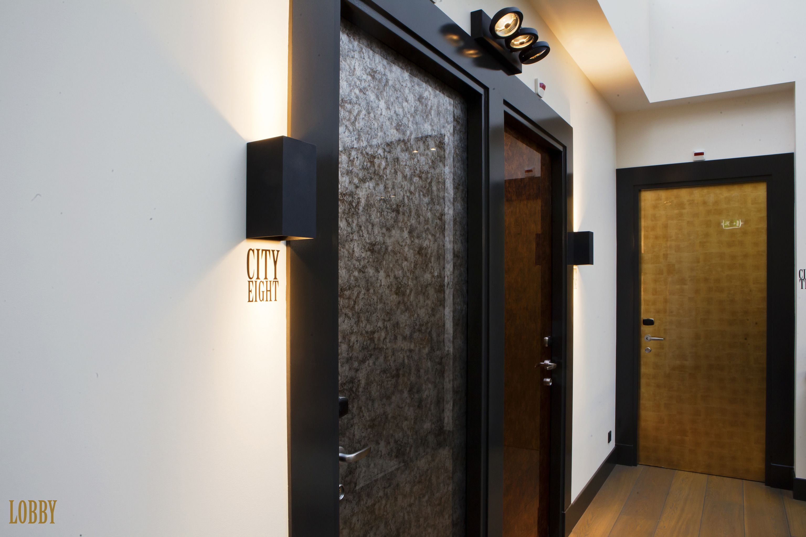 Manzo Suites