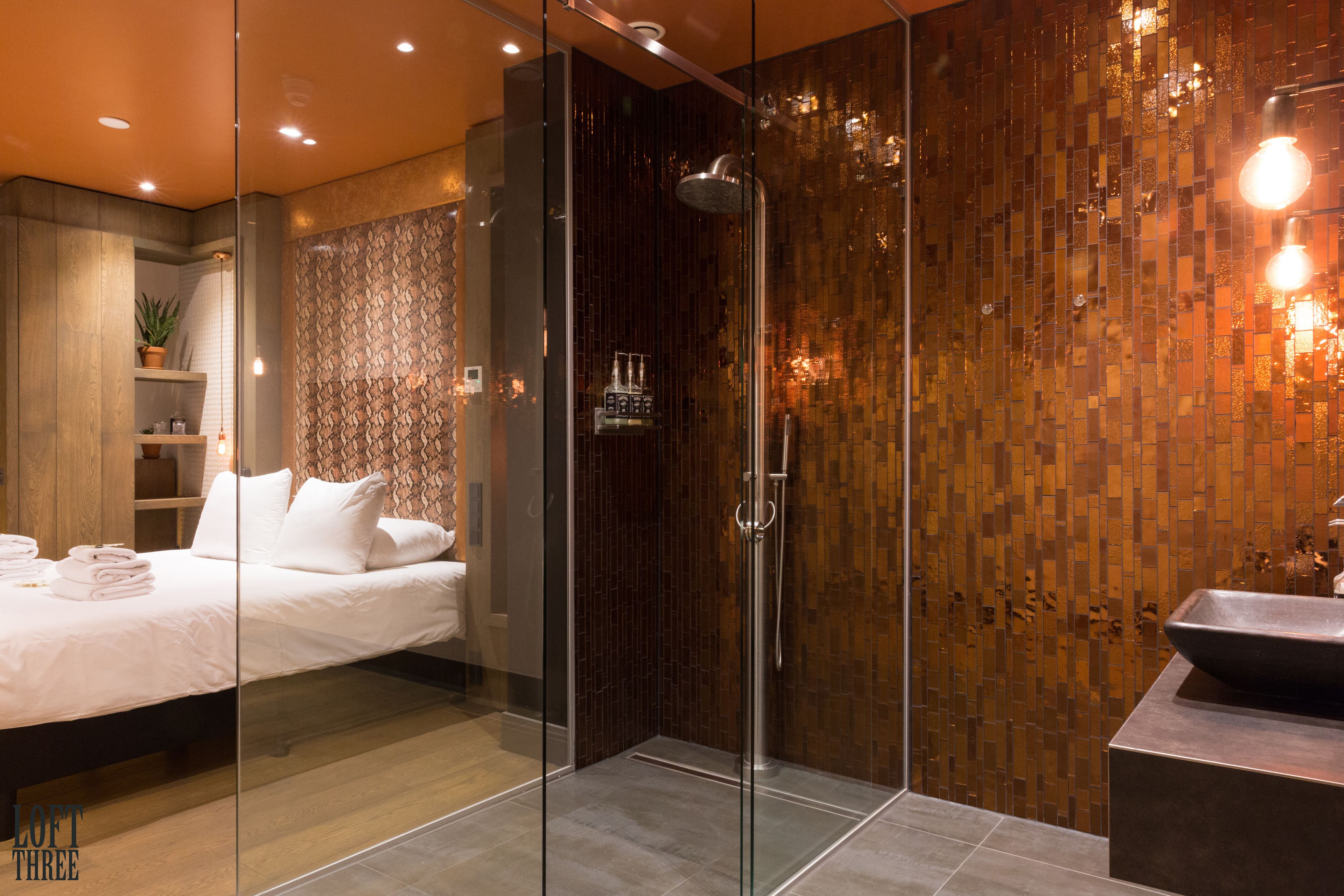 Manzo Suites