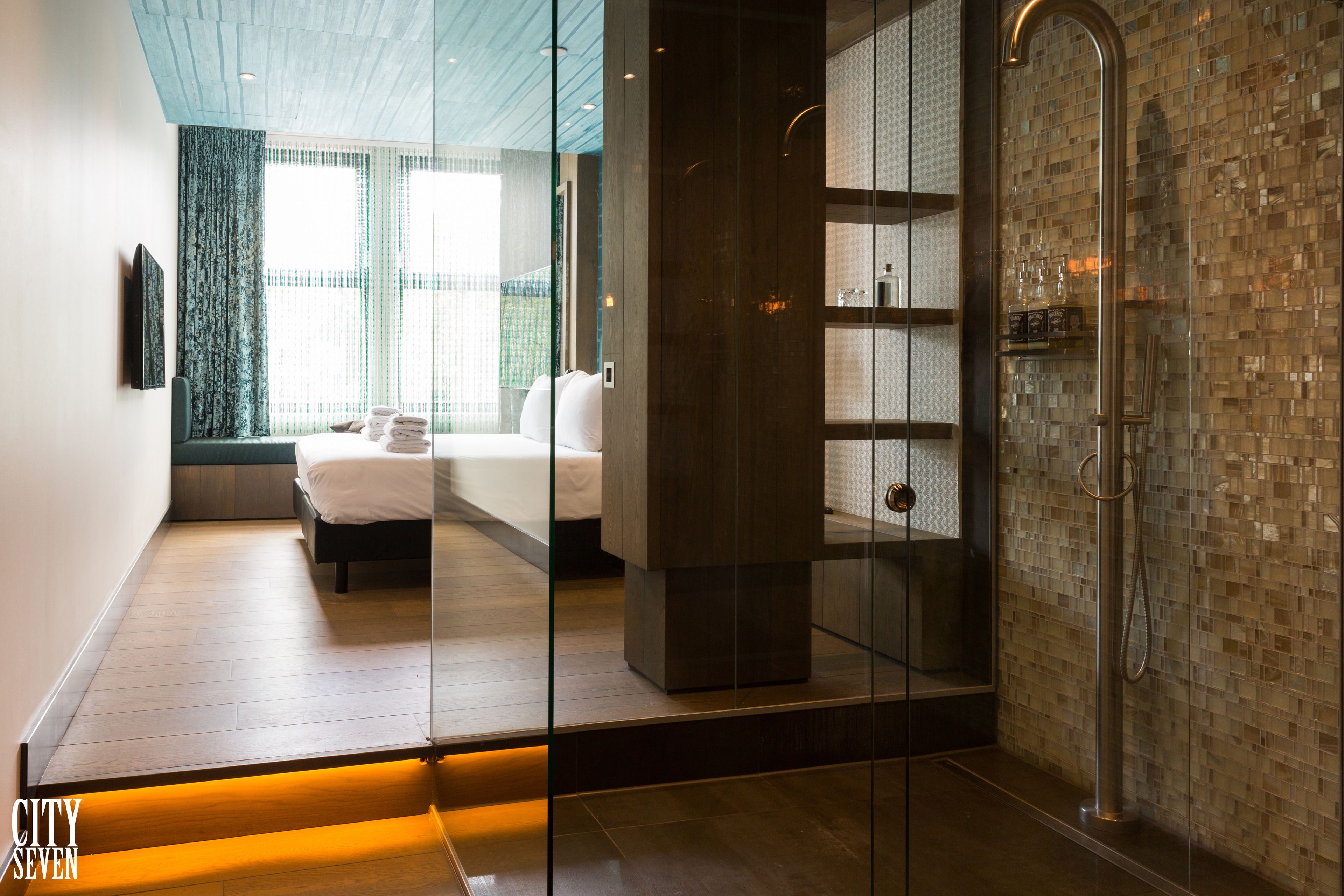 Manzo Suites