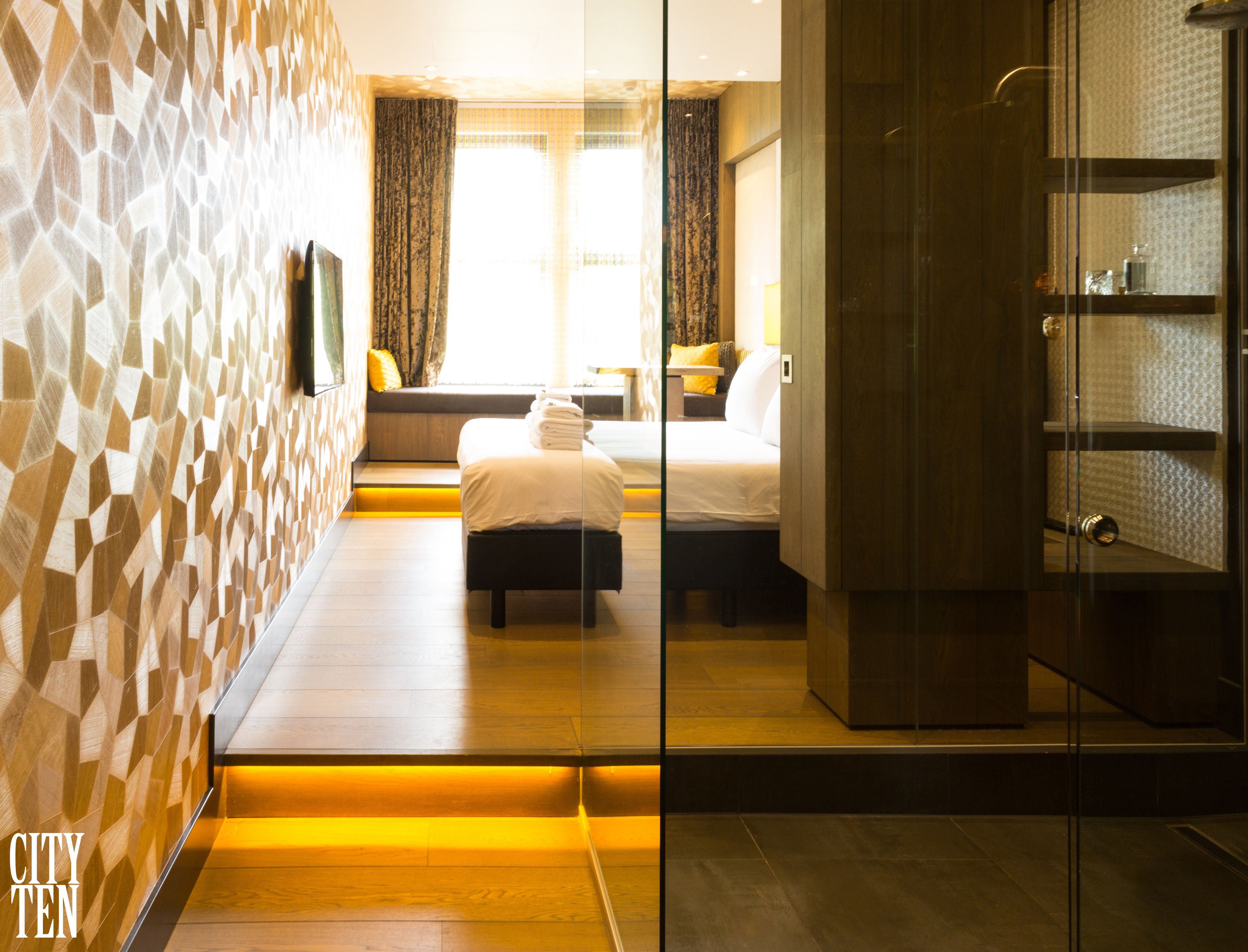 Manzo Suites