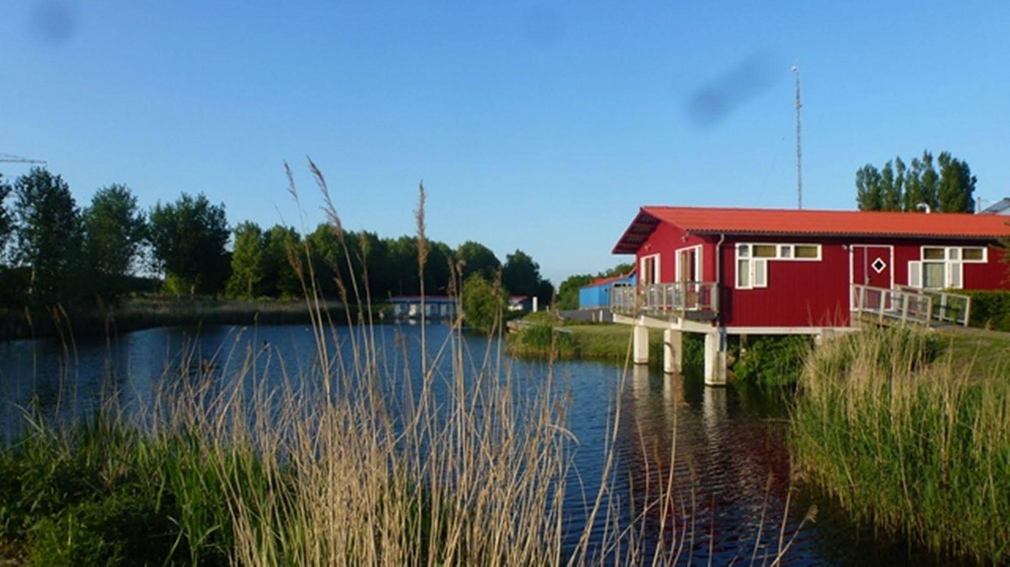 Hajé Waterlodge de Lepelaar