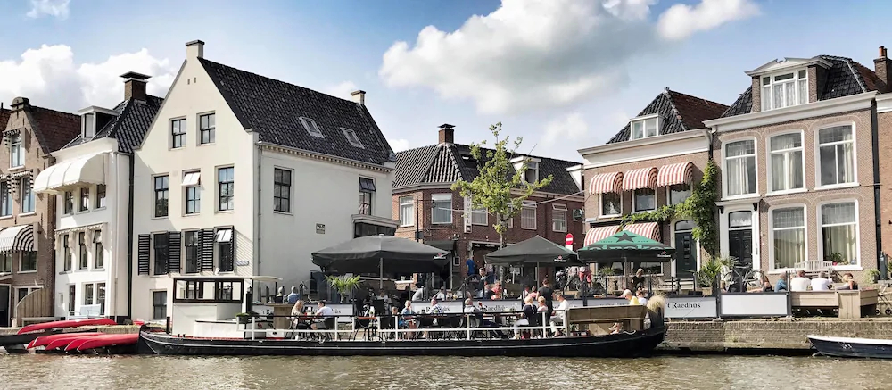 Hotel Cafe Restaurant 't Raedhus