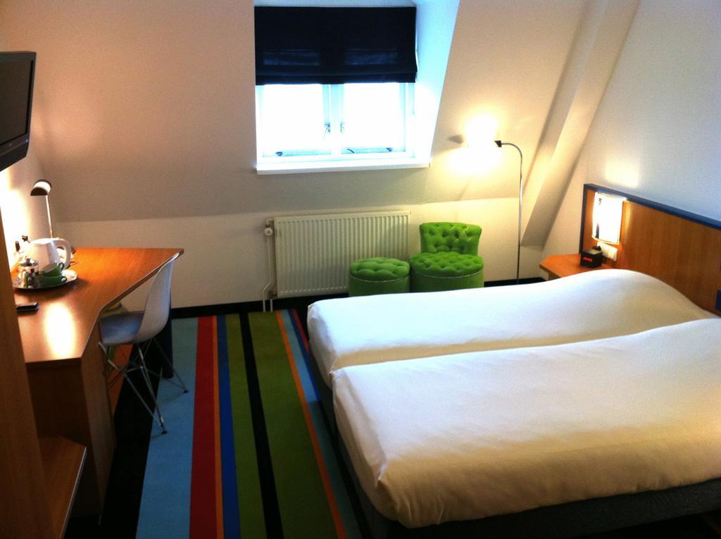 Hotel Café Restaurant Monopole