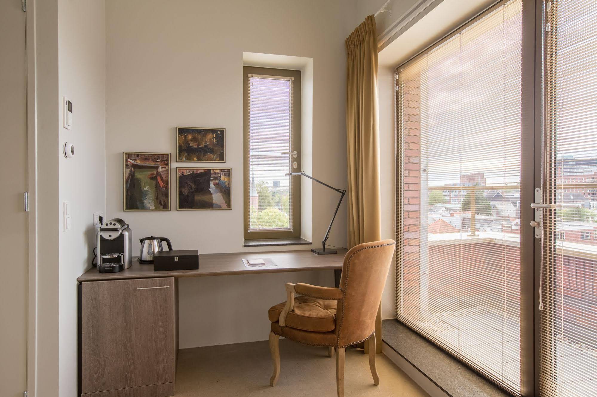 Hotel Miss Blanche Short Stay Suites & Apartments