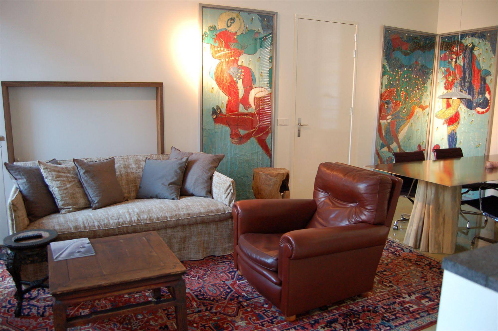 Hotel Miss Blanche Short Stay Suites & Apartments