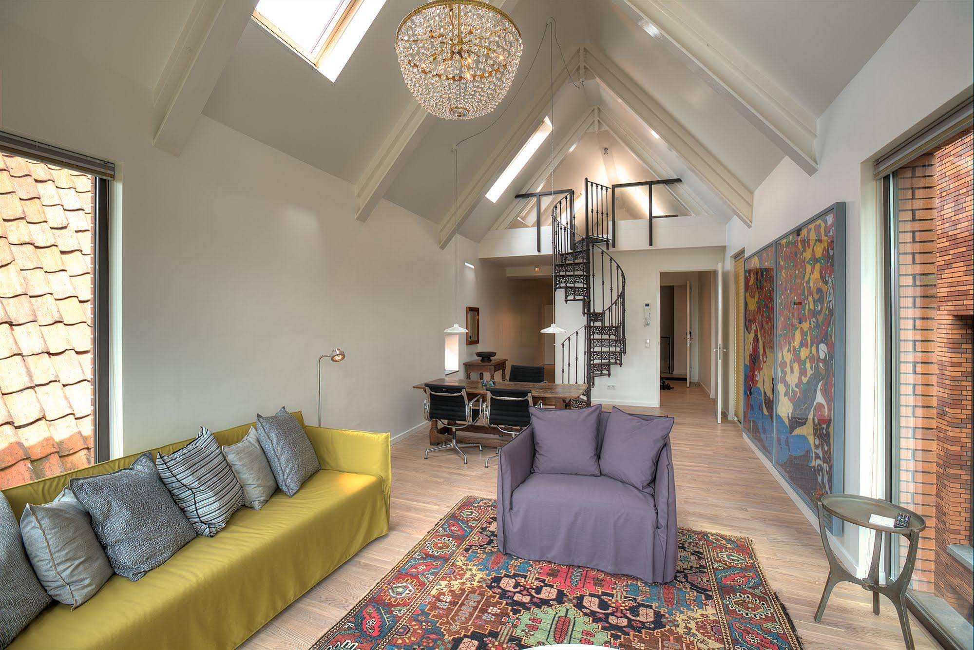 Hotel Miss Blanche Short Stay Suites & Apartments