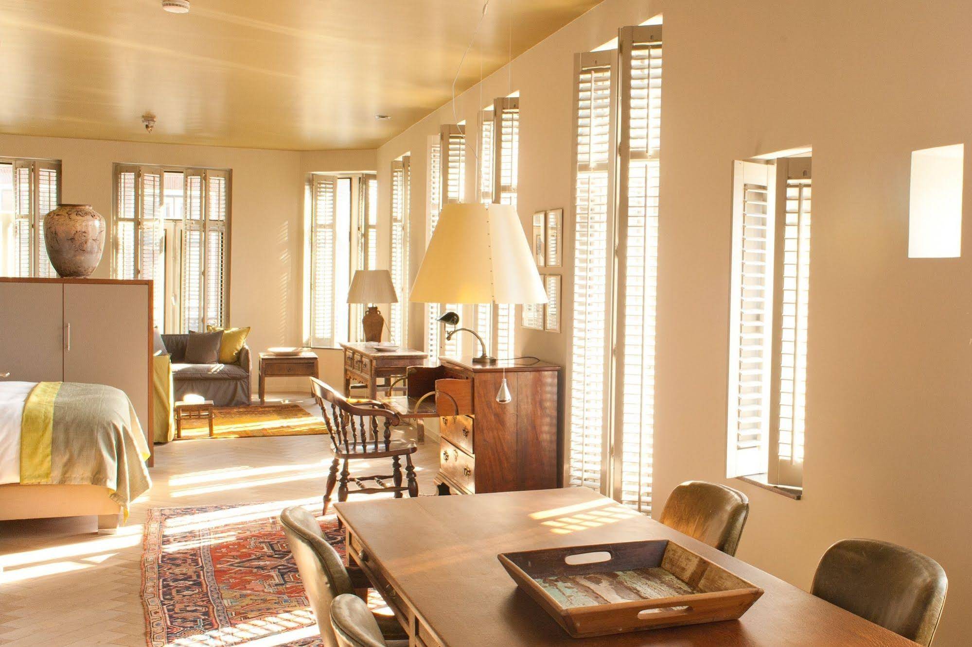 Hotel Miss Blanche Short Stay Suites & Apartments