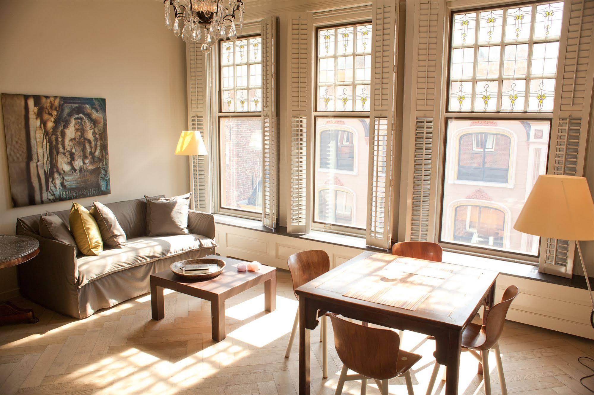 Hotel Miss Blanche Short Stay Suites & Apartments