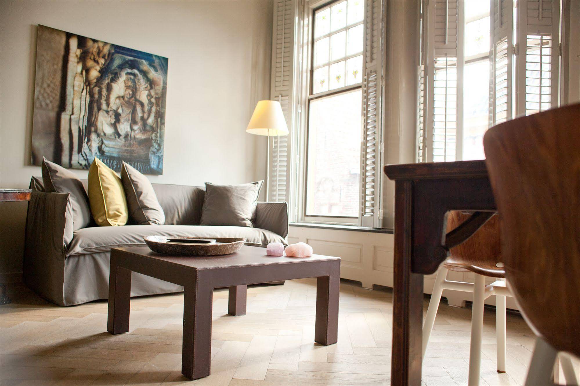 Hotel Miss Blanche Short Stay Suites & Apartments