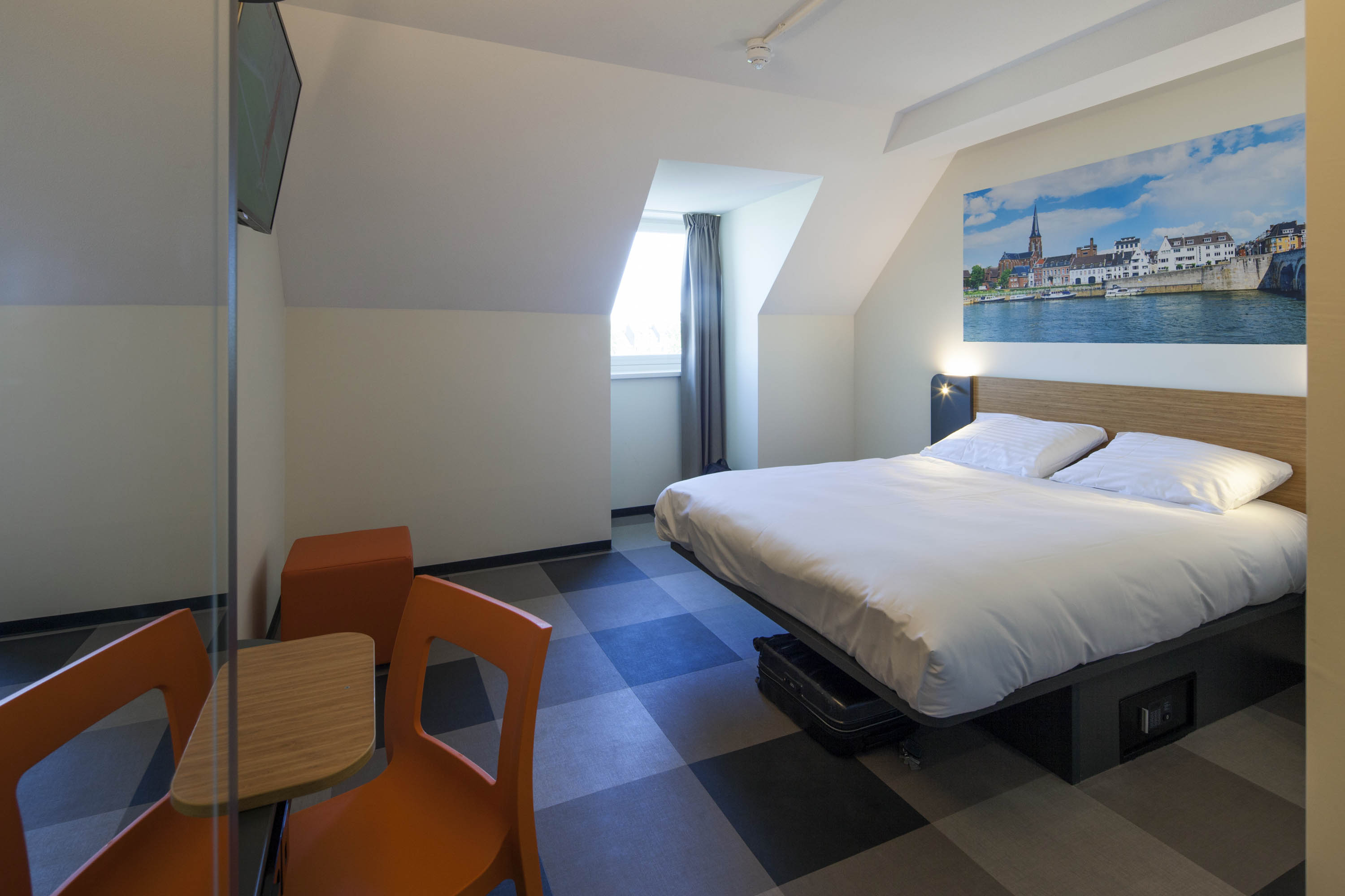 EasyHotel Maastricht City Centre