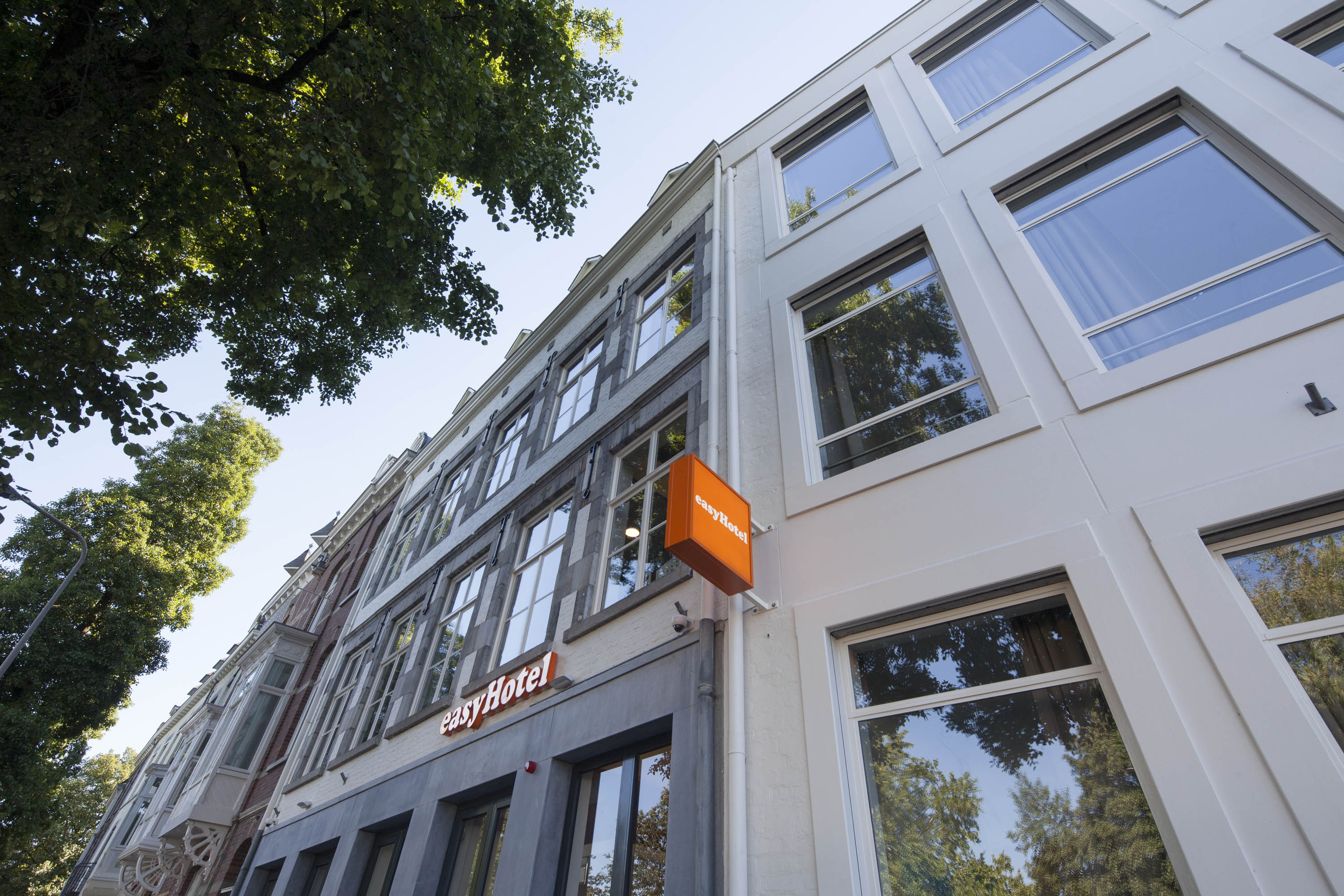 EasyHotel Maastricht City Centre