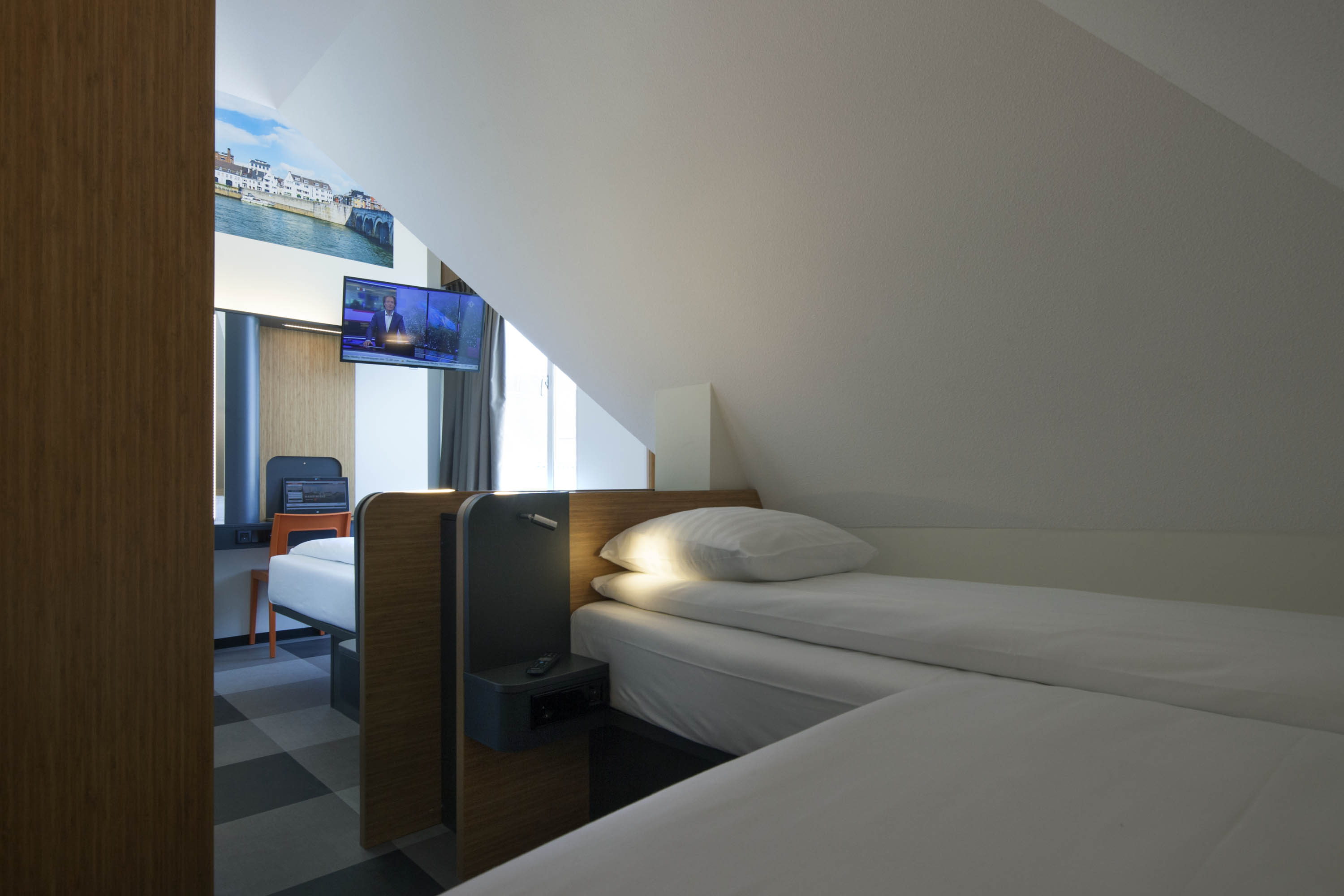 EasyHotel Maastricht City Centre