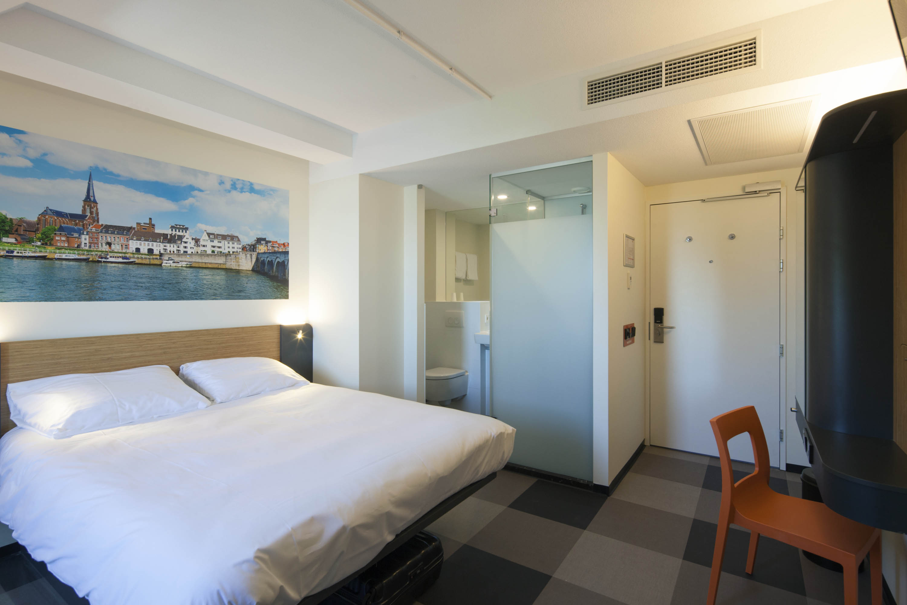 EasyHotel Maastricht City Centre