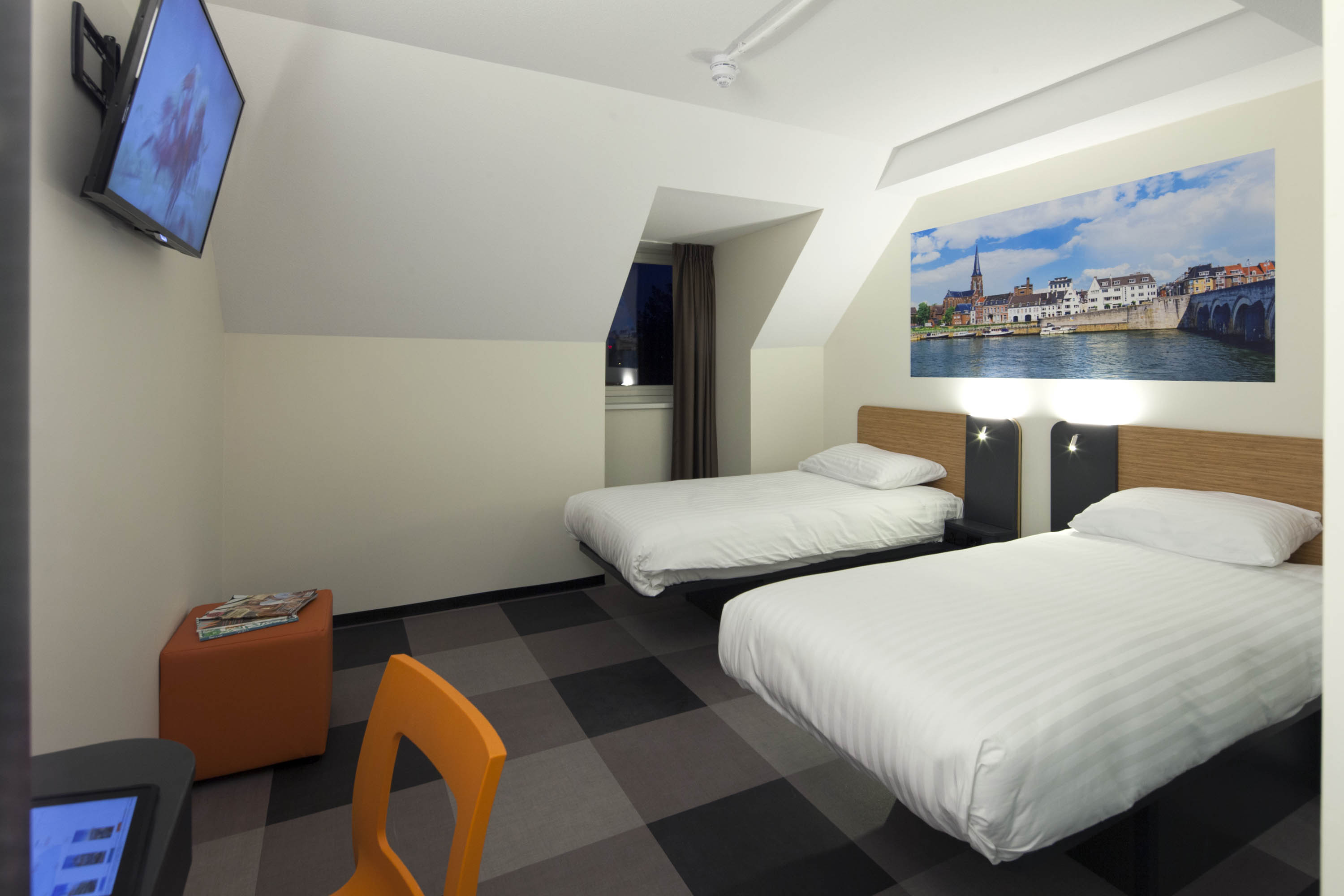 EasyHotel Maastricht City Centre