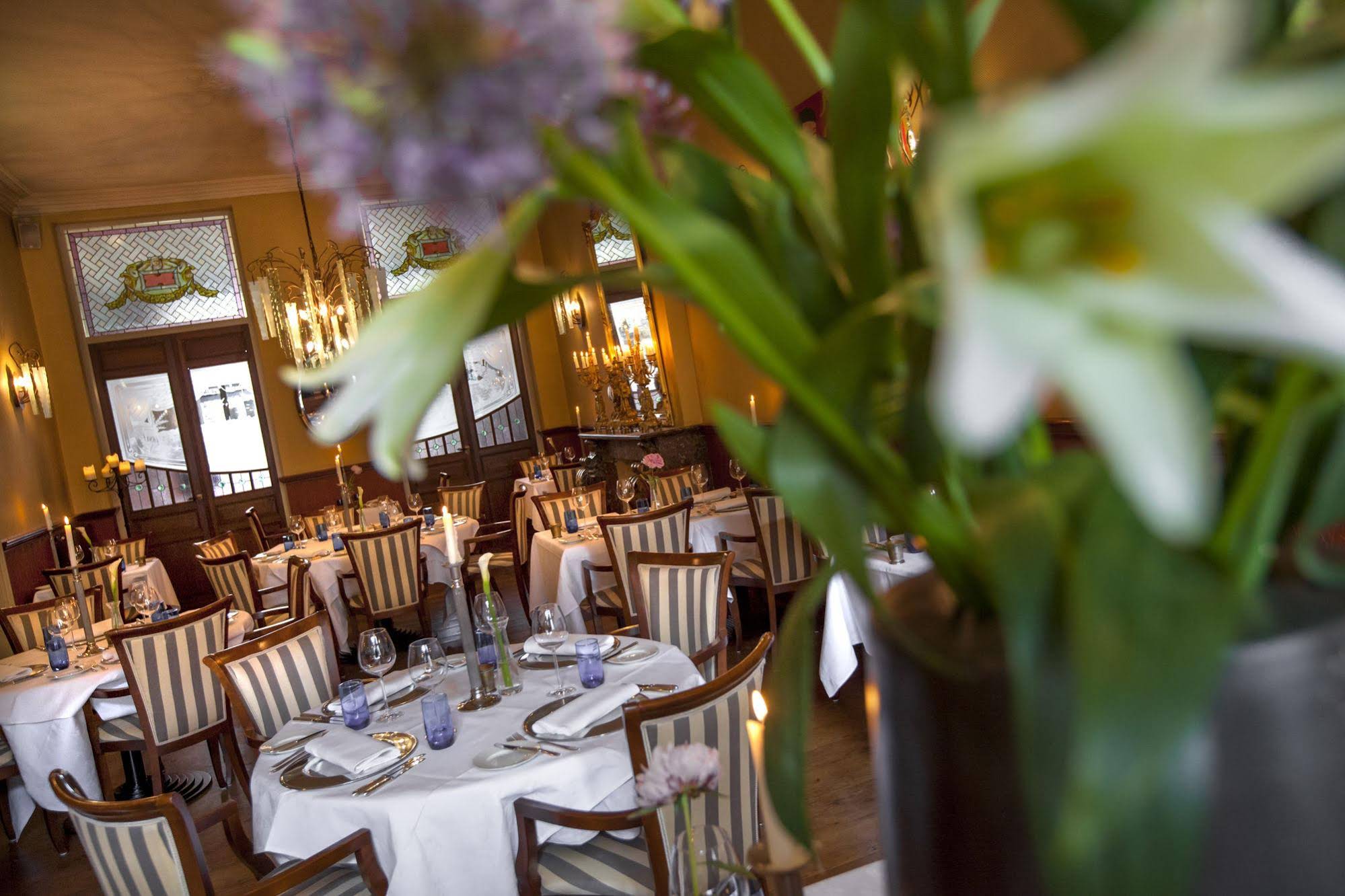 Fitz-Roy Urban Hotel Bar And Garden