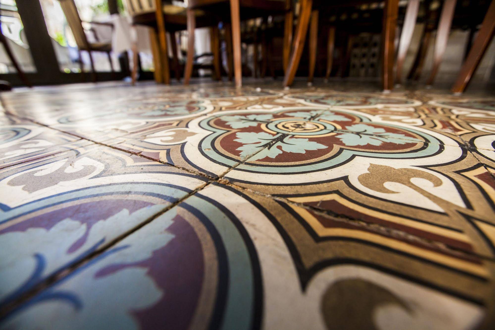 Fitz-Roy Urban Hotel Bar And Garden