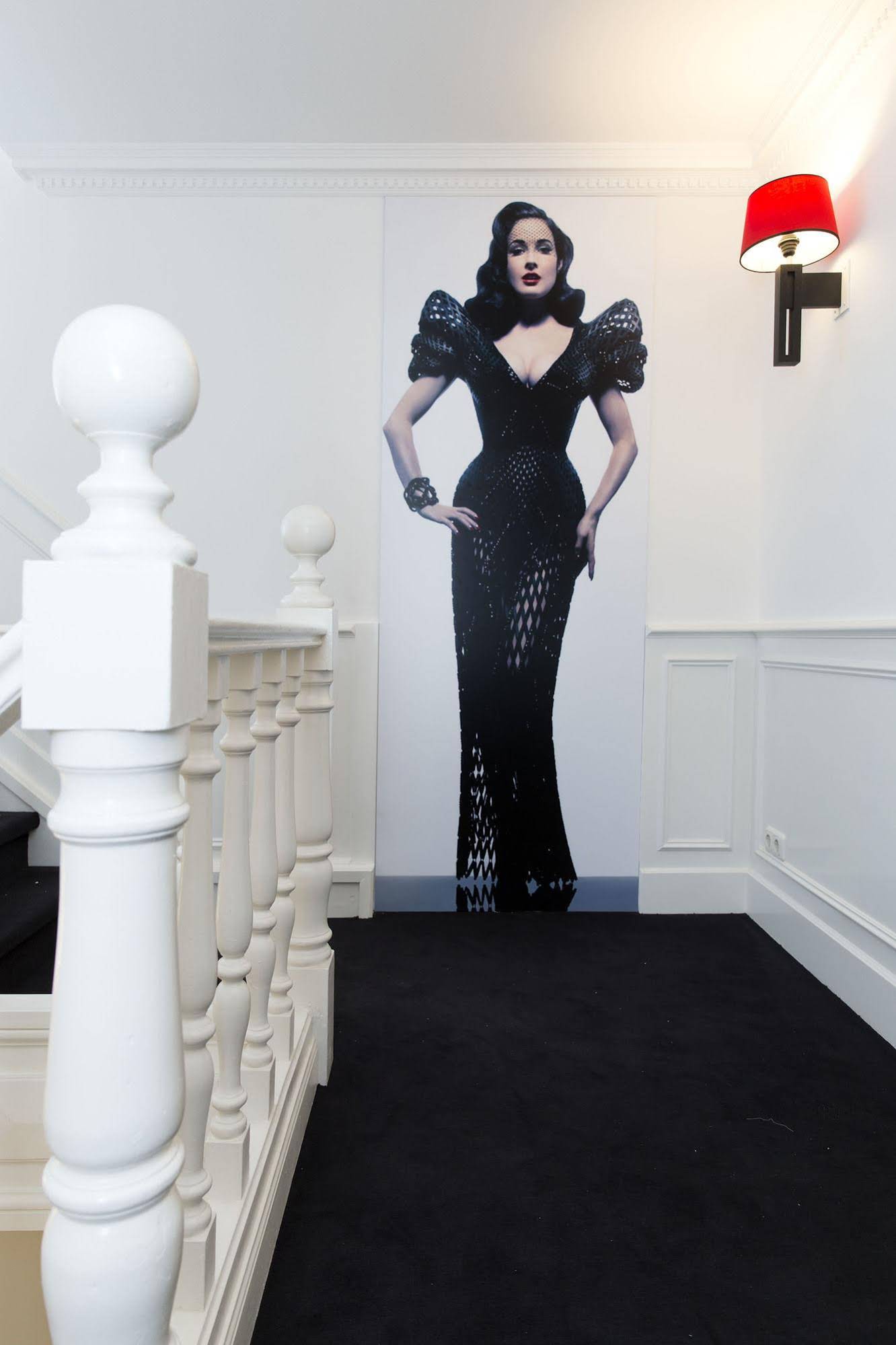 Le Theatre Hotel