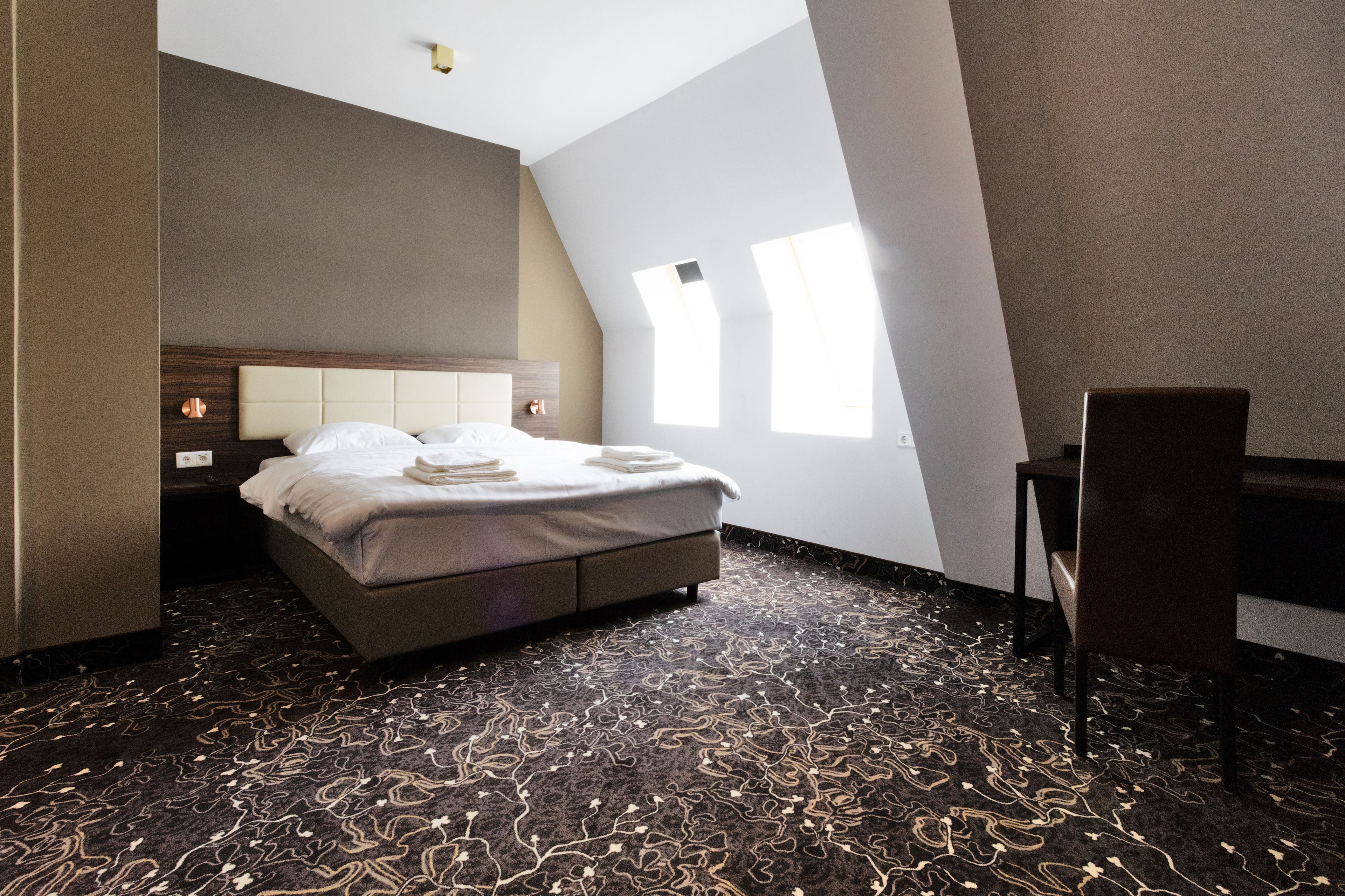 Amsterdam Lake Hotel