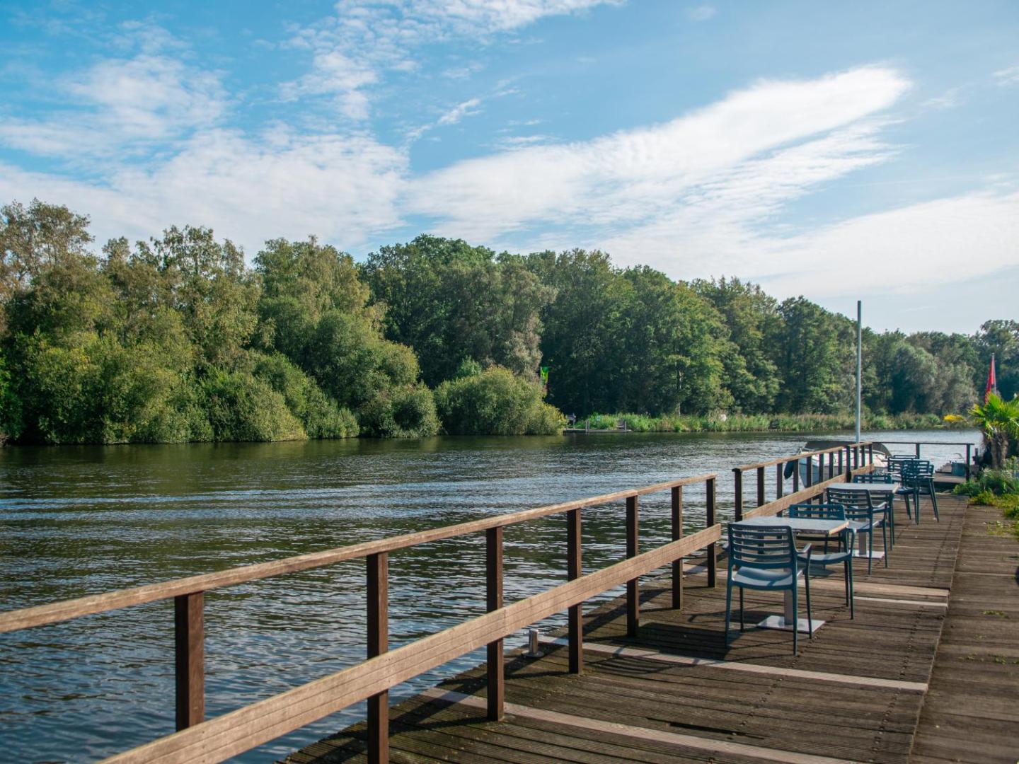 Amsterdam Lake Hotel