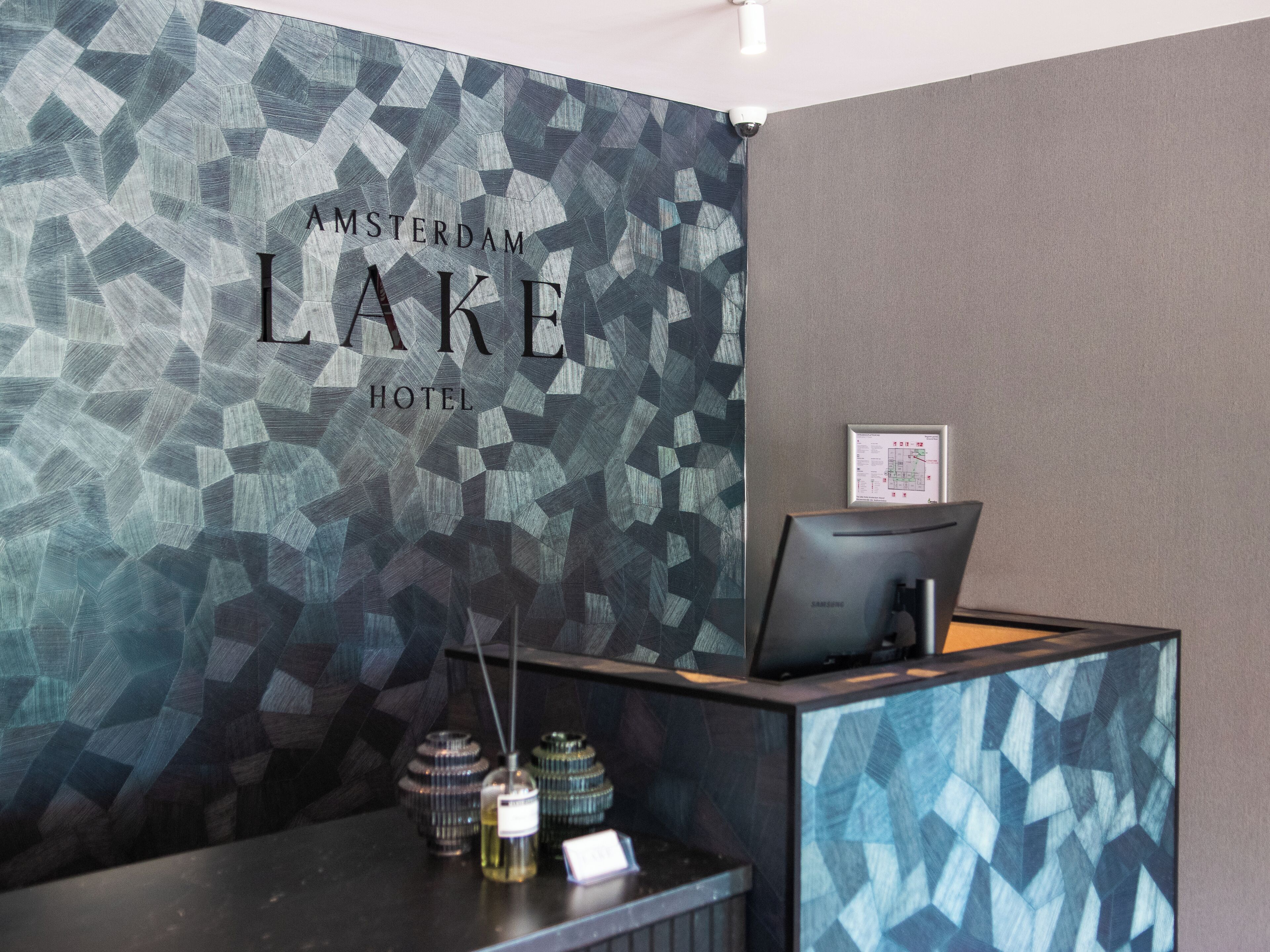 Amsterdam Lake Hotel