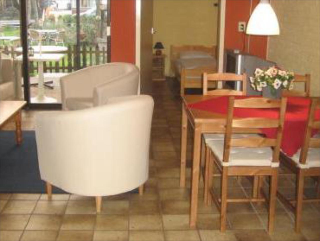 Hotel De Zwaluw