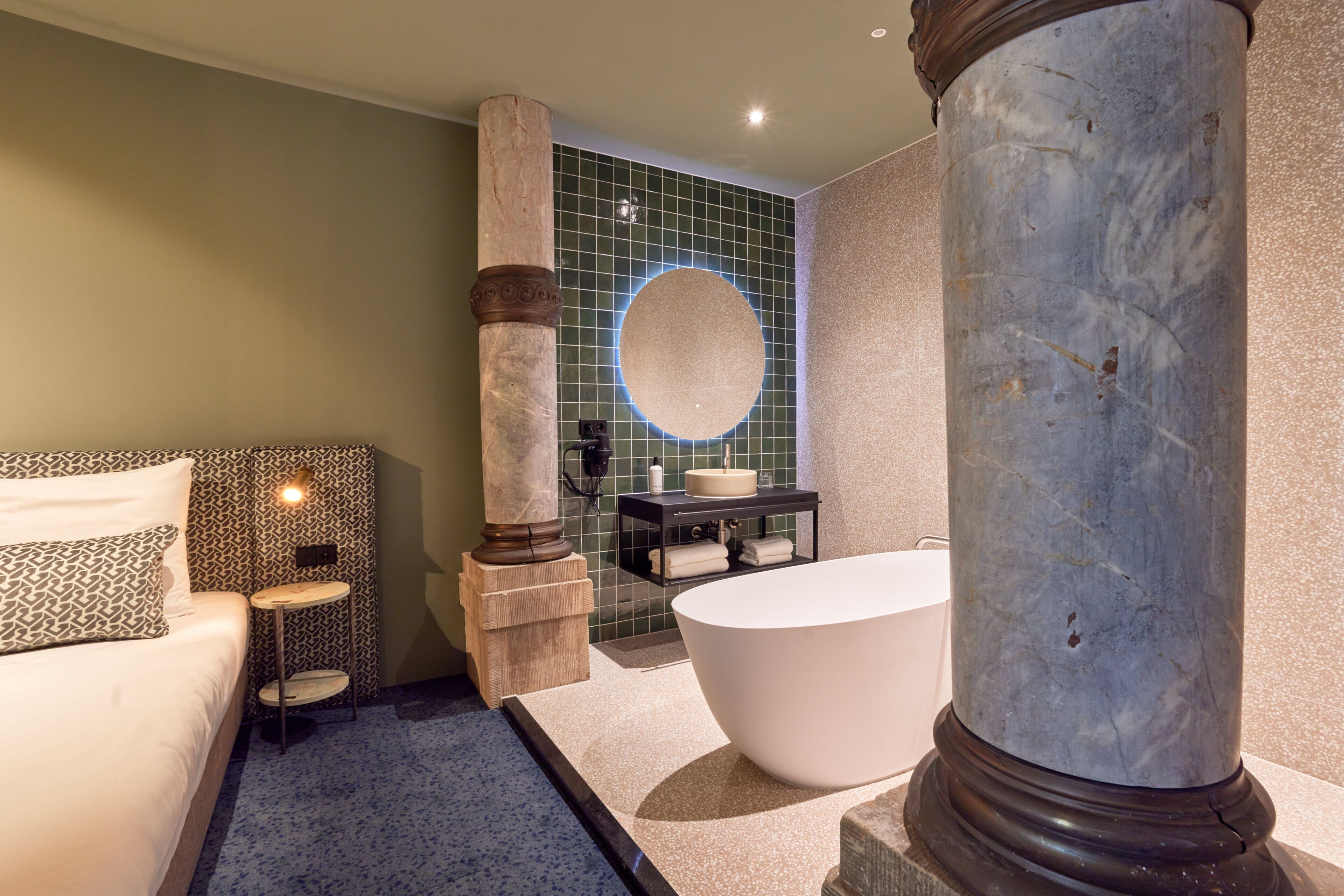 Heavens Hotel