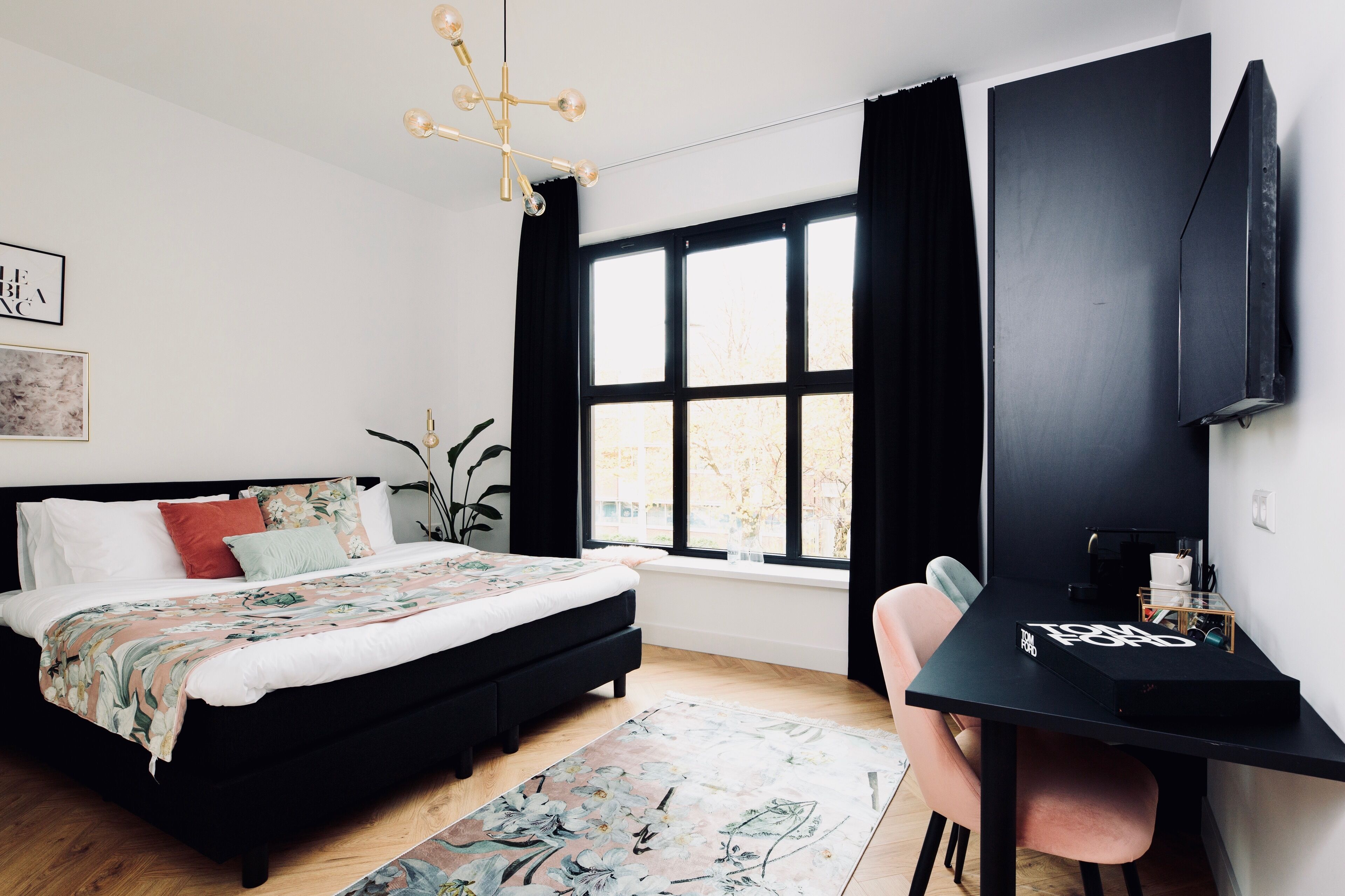 Boutique Hotel 43