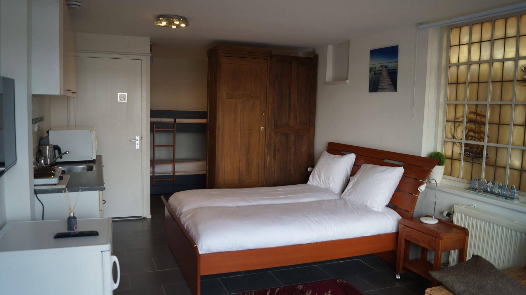 Budget Hotel De Witte Hoeck Amsterdam Wormerveer
