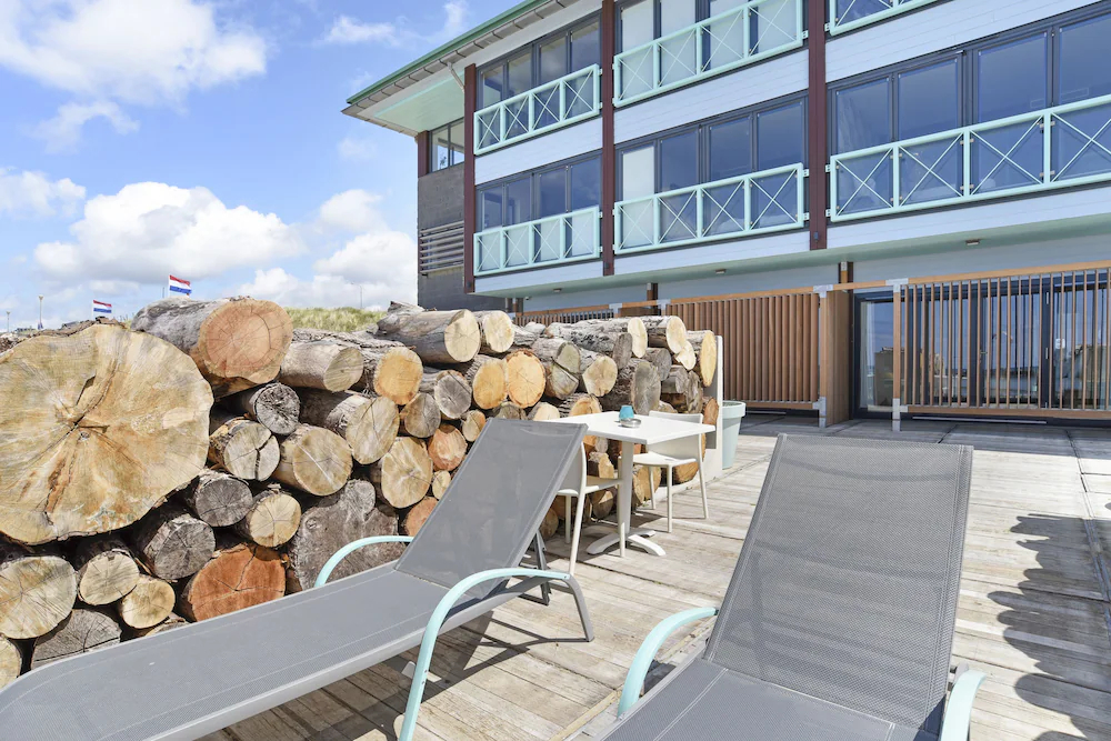 Beachhouse Hotel