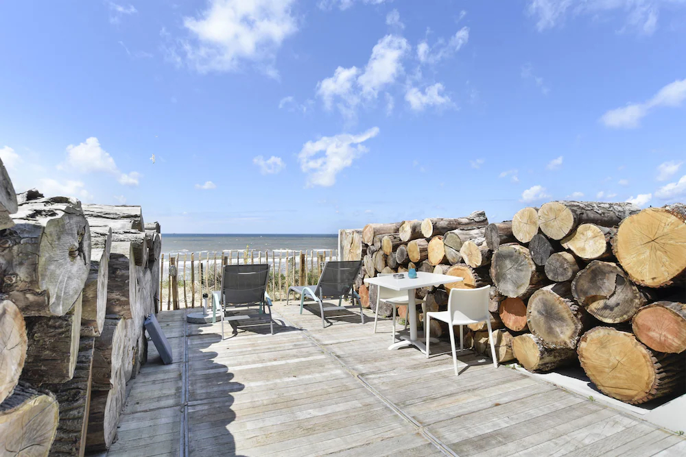 Beachhouse Hotel