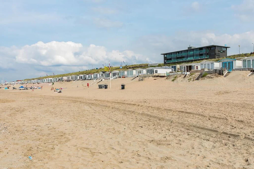 Beachhouse Hotel