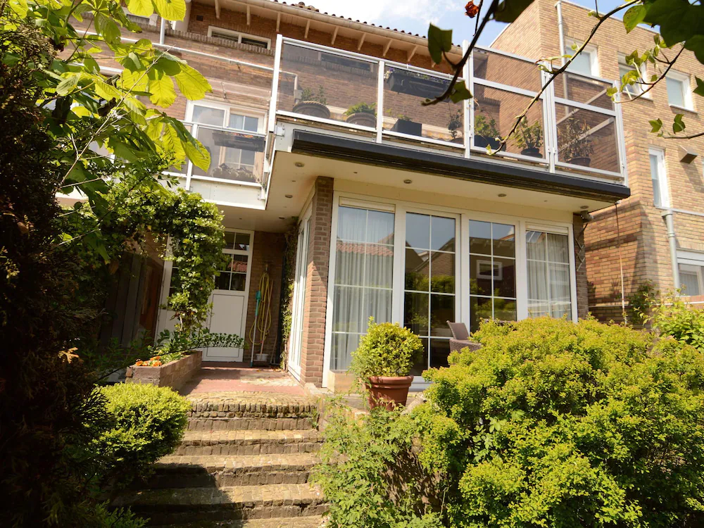 Authentic Jutters House